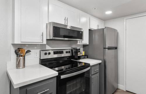 Chill 2BR Near ASU, Pool, Grill, Parking,Pet Frndly - Foto 16
