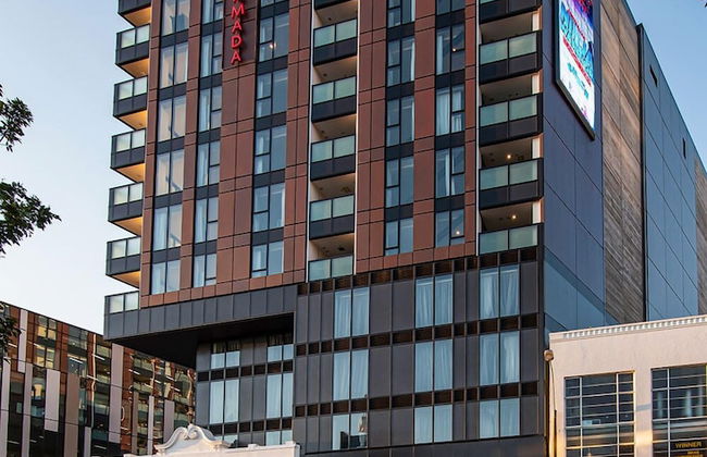 Ramada Suites By Wyndham Victoria Street West - Photo 53