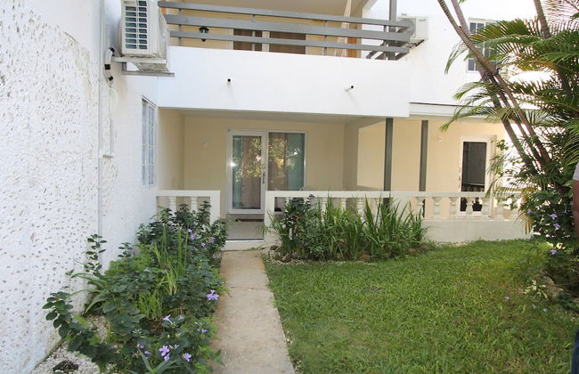 Sand and Blue Seas - Photo 32