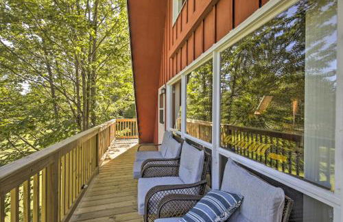 A-Frame Cabin with Private Boat Dock! - Foto 29