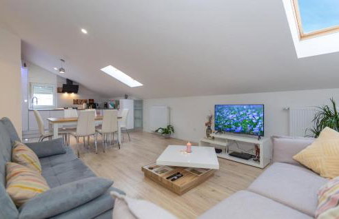 6 Bedroom Nice Home In Svib - Foto 4