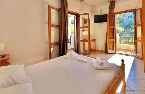 Marinos Studios and Apartments - Foto 18