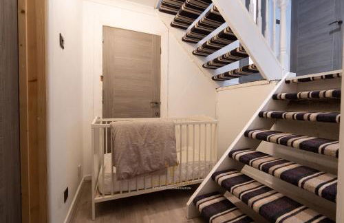 Stag & Stay- Waterlillie - Contractor friendly, Fast WiFi - Foto 20