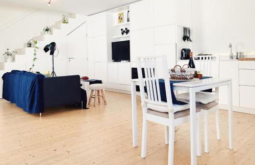 Modern Beautiful House - Photo 5