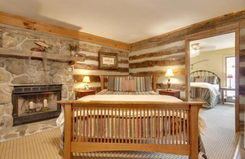 Fire Pit & Deck! Cozy Smoky Mtn Retreat on River - Photo 8