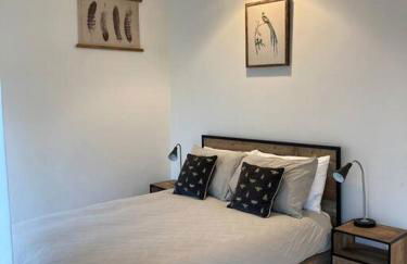 Light & Airy Vaulted Barn Conversion with a View - Photo 6