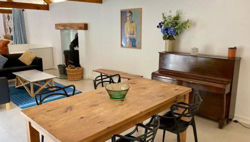 The Long Room - Photo 2