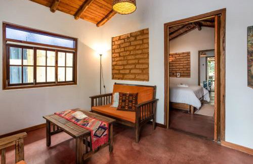 Casa histórica na rua da praça - Foto 7