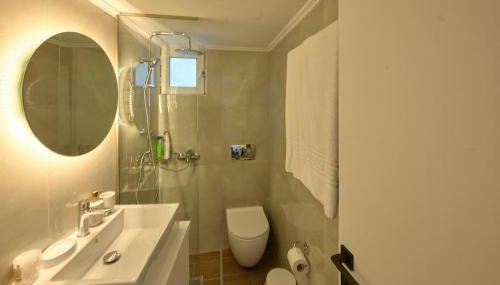 2024 superior modern studio! - Photo 5