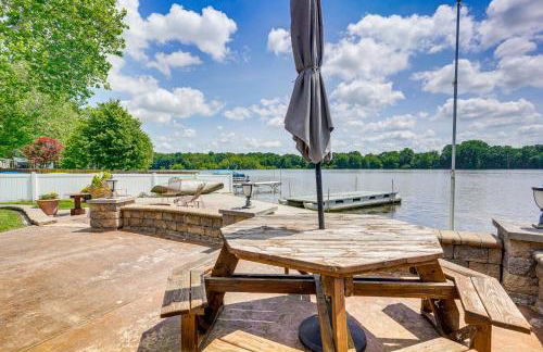 Lakefront Vacation Rental about 10 Mi to Shipshewana! - Foto 1