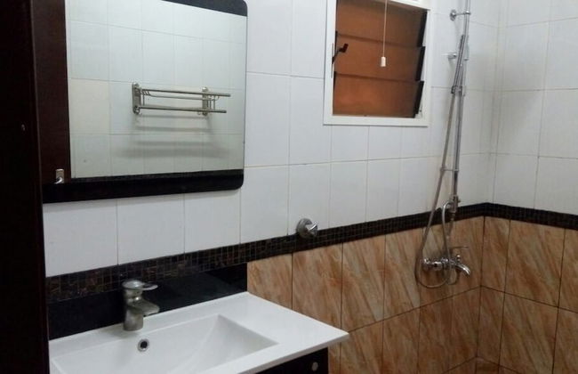 Aston Hotel Suites - Foto 10