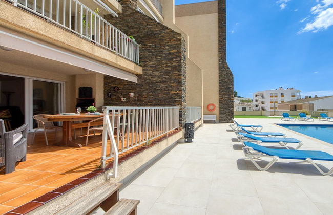 Apartment in Roses Near Canyelles Beach - Photo 41