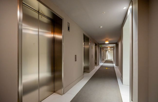 w Prestigious 1BR w Fantastic Balcony in YOO - Foto 31