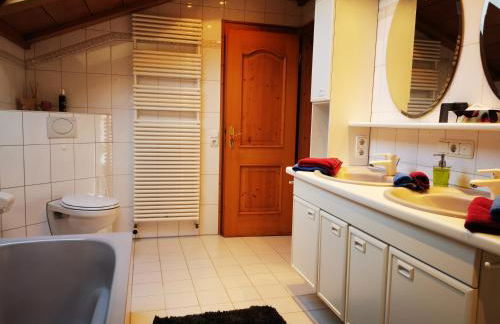 Ferienwohnung Alpenlodge - Foto 13