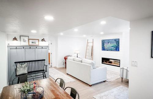 Bright & Cozy Basement Retreat - Foto 20