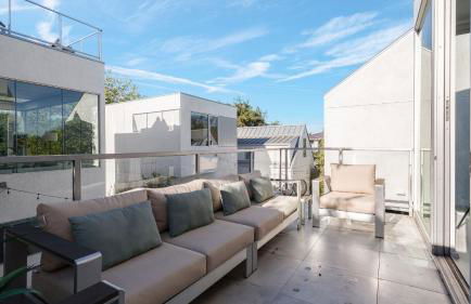 Sleeps 32 Private Compound w Putting Green Bouldin Collective by AvantStay - Foto 70