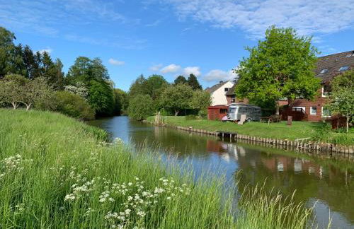 Ferienwohnungen direkt am Wasser in Glückstadt - Foto 3