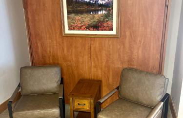 MT CB Mountain Side with King Bed, Hot Tub, Pool & Kitchen! - Foto 5