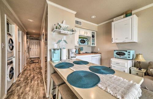 Updated Front Beach Condo with Resort Amenities! - Foto 7