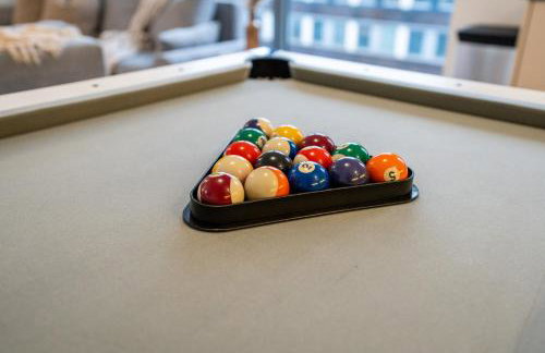 Central Wembley Stadium Luxe Stay with Pool Table - Foto 5