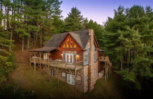 Mountain Retreat with Hot Tub, Game Room and Views - Foto 1
