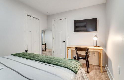 Game Room and Backyard Modern Altoona Home! - Foto 18