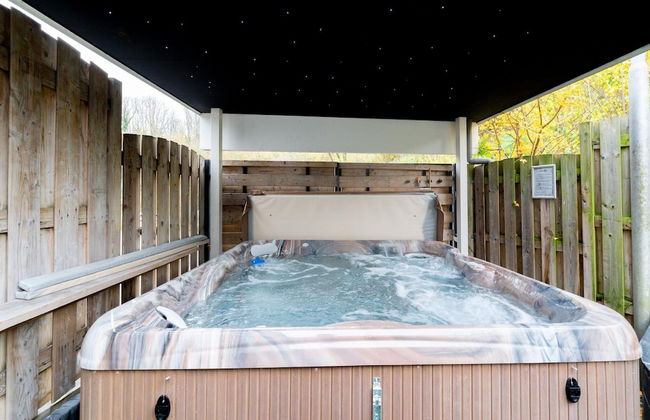 Luxury House in South Limburg Near Forest - Photo 64