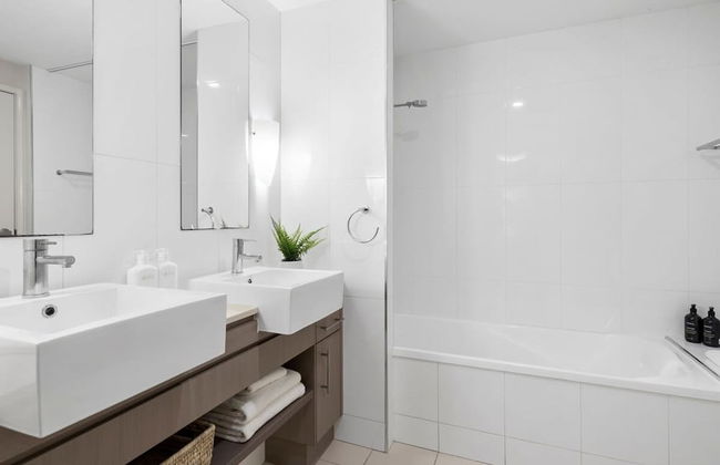 Lux Resort - 9 Pools Gym Free Parking - Foto 9