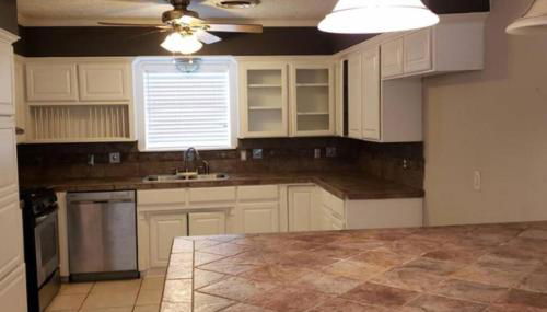 Tranquil Getaway near Downtown Nederland Tx - Foto 2, stove, dishwasher, pet friendly, minibar