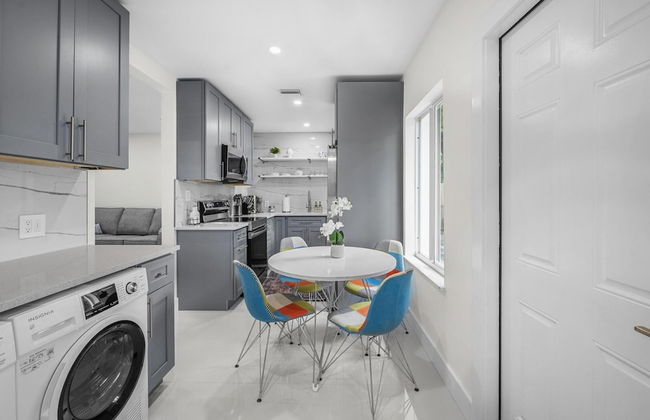 Uhost AI 1BR With Marble Accents Patio - Foto 22