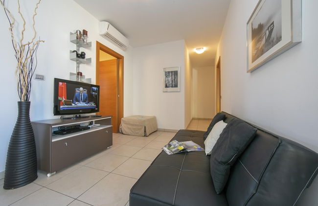 Vista di Maccagno Fantastico Pool - Foto 9