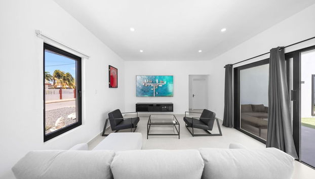 Brand NEW Villa Central Location Private Pool - Foto 3, Habitación