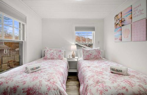 Steps to the Beach Cozy Central AC - Foto 21