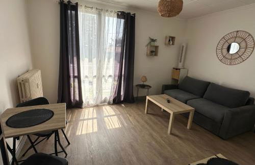 STUDIO meublé à proximité gare-Wifi - Foto 4