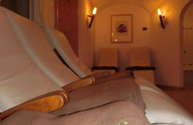 Garni Criss - Foto 31