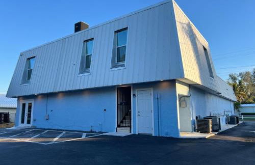 Luxury 2BR Oceanfront Condo with Rooftop Patio, 2 Minute Walk to the Beach! - Foto 22