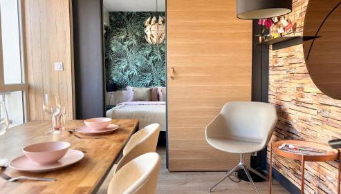 Lost inn Lyon Part dieu -Entre centre ville et gare part dieu -Netflix - Foto 3