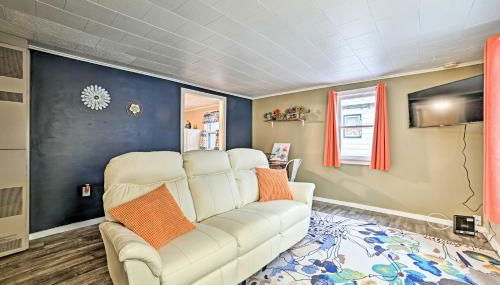 Quaint Frederic Home Ski, Boat and Hike Nearby - Foto 4