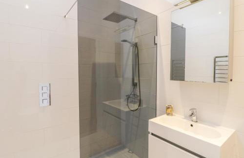 Grey Roofs - Foto 16