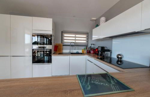 SUPERBE VILLA VUE MER JUSQU'A 14 COUCHAGES La LONDE LES MAURES Entre HYERES et Le LAVANDOU 4 Etoiles PISCINE CHAUFFEE - Foto 21