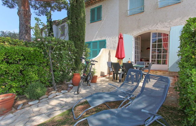 Pleasant Holiday Home in Port Grimaud With Garden - Photo 13