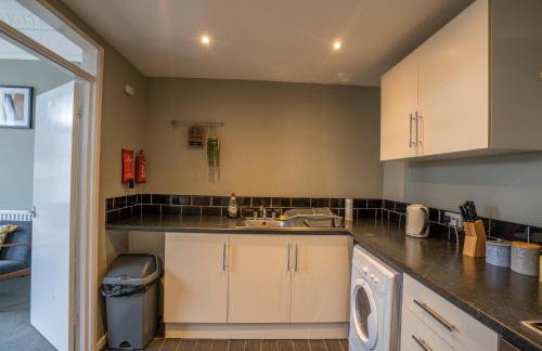 2 Bed-Town Centre-Free Parking - by Holiday Homes - Foto 2