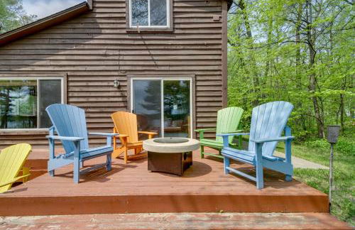 Minnesota Cabin with Deck and Private Beach - Foto 1