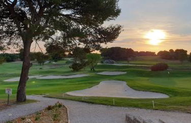 Côté Golf, bel appartement RDC avec terrasses dans Golf, piscine, tennis, à 5mn de l'Isle sur la Sorgue - Foto 33