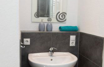 Moderne Ferienwohnungen in alter Villa - Photo 20