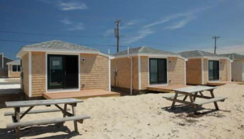 Cozy Beach Bungalow - Photo 5