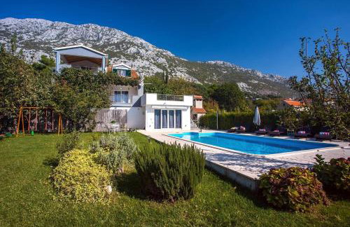 Villa Golden Garden with 50sqm private pool - Foto 2
