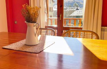 Apartamento familiar en el centro de Benasque con terraza - Photo 6