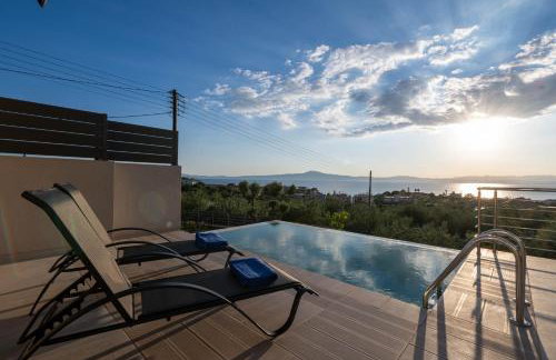 A V Luxury Apartments with Private Pools - Photo 39