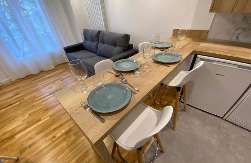 Alojamiento en pleno centro con WIFI y Aire Acondicionado - Foto 13